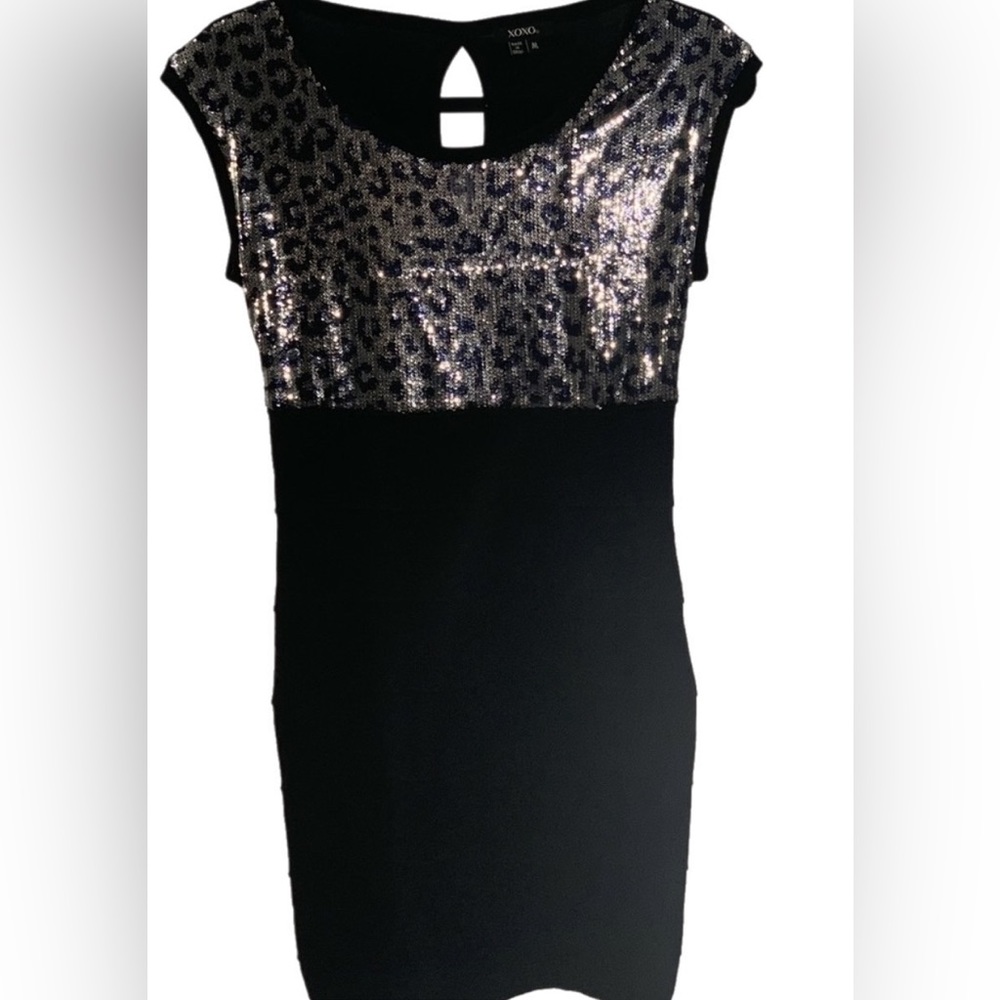 🔥2 for $15💥Gorgeous sequined bandage dress! 🔥🔥